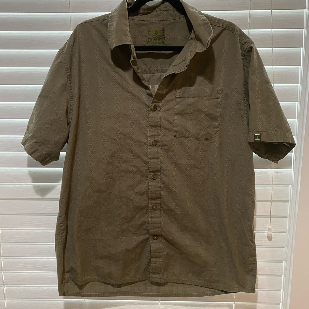 Prana SS Button Up - Size XL